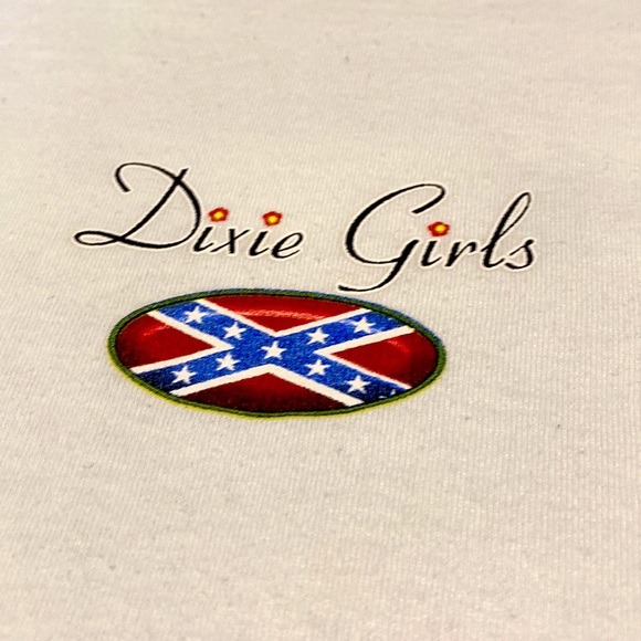 Dixie Girls “ Don’t You Wish Your Girlfriend Could Fish Like Me” Tshirt/ Size M - Picture 3 of 5